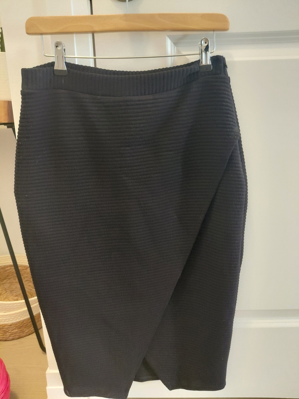 Frank Lyman Design Black Ribbed Wrap Pencil Skirt